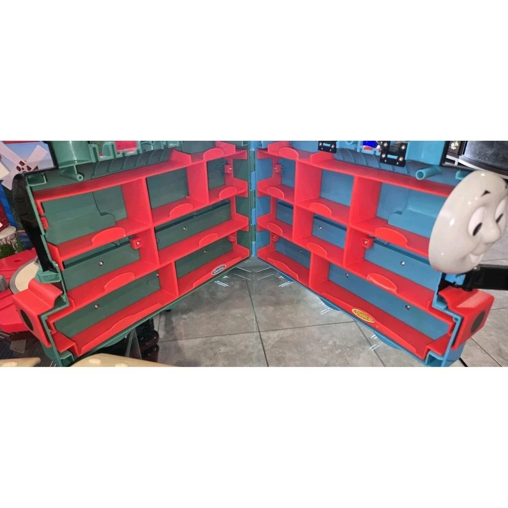 2002 Learning Curve Thomas & Friends 17-car/train Travel Carrying Storage Case